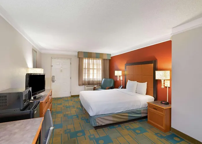La Quinta By Wyndham Phoenix Sky Harbor Airport Tempe