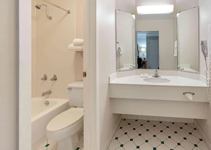 La Quinta By Wyndham Phoenix Sky Harbor Airport Hotel Tempe