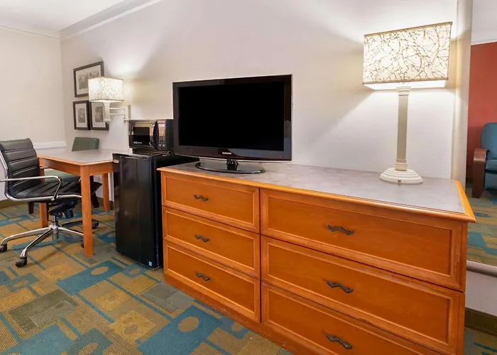 La Quinta By Wyndham Phoenix Sky Harbor Airport Hotel Tempe