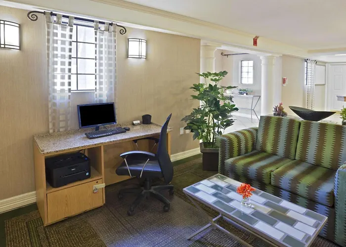 La Quinta By Wyndham Phoenix Sky Harbor Airport 3* Tempe