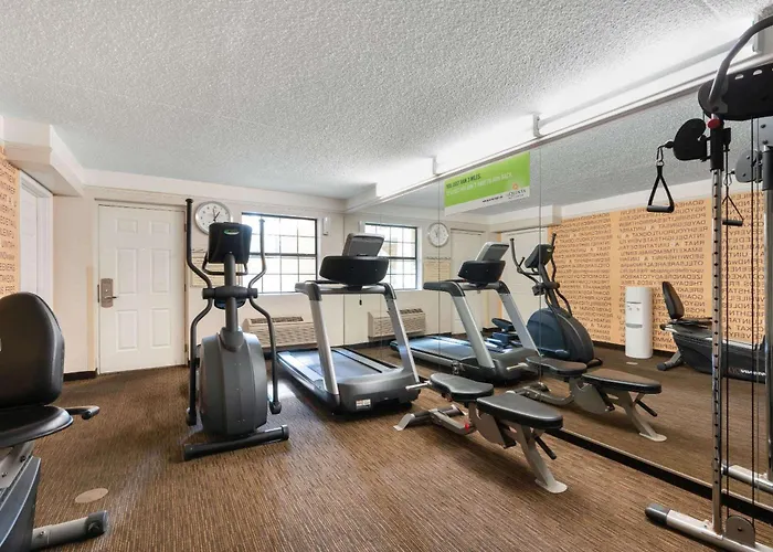 Hotel La Quinta By Wyndham Phoenix Sky Harbor Airport