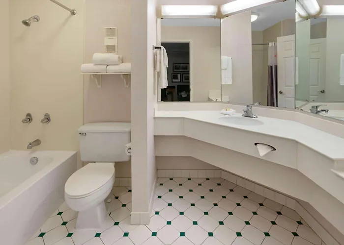Hotel La Quinta By Wyndham Phoenix Sky Harbor Airport Tempe