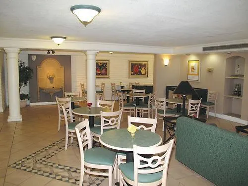 La Quinta By Wyndham Phoenix Sky Harbor Airport Hotel Tempe