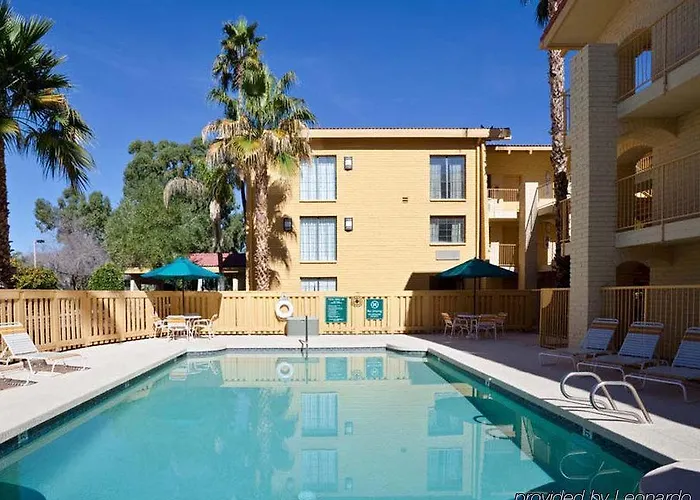 La Quinta By Wyndham Phoenix Sky Harbor Airport