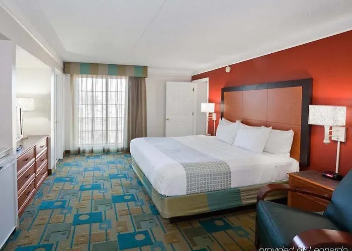 La Quinta By Wyndham Phoenix Sky Harbor Airport