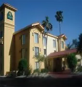 La Quinta By Wyndham Phoenix Sky Harbor Airport Hotel