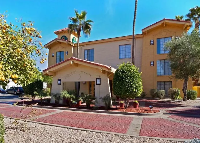 La Quinta By Wyndham Phoenix Sky Harbor Airport